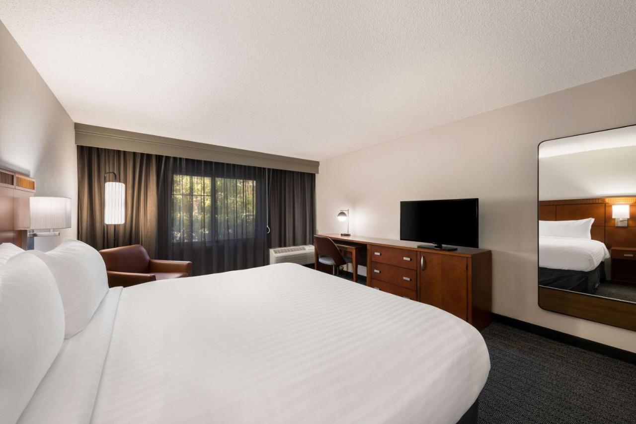 Hotel Sonesta Select San Jose Airport Exterior foto